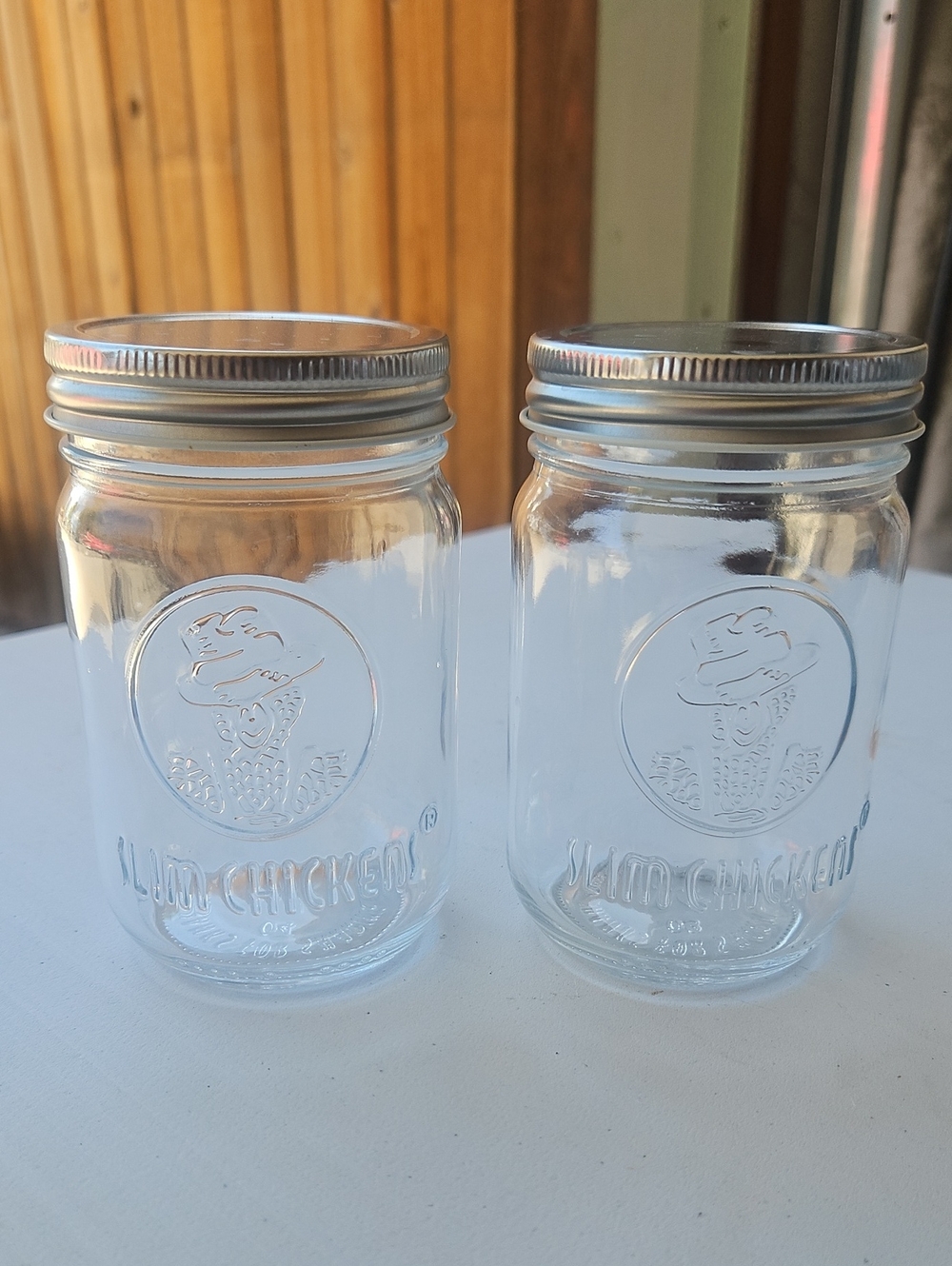 Slim Chickens Embossed Glass Mason Jars with Metal Lids - Clear